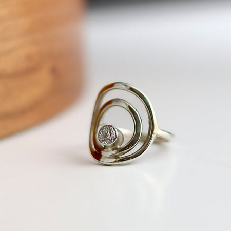 sterling silver ring with cubic zirconia