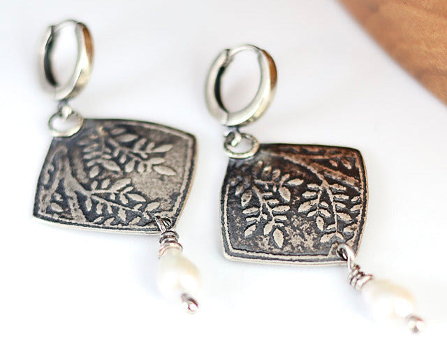 sterling silver dangle earrings with pearls
