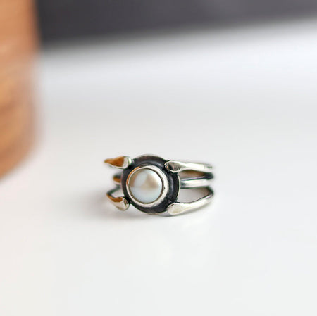 sterling silver pearl ring