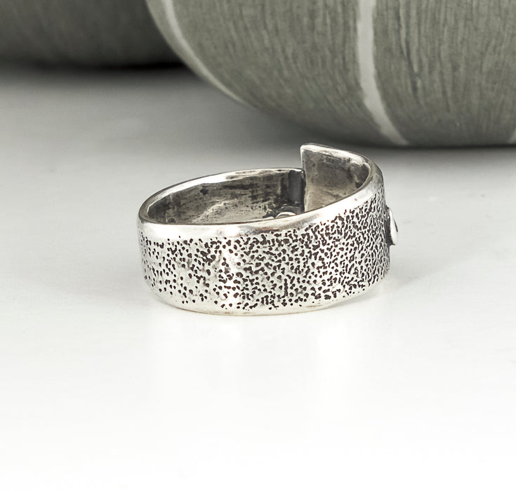 sterling silver black spinel overlapped ring