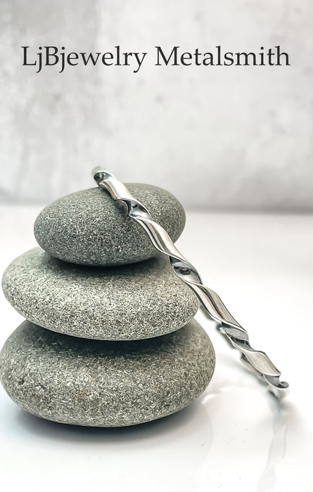 silver twisted bangle