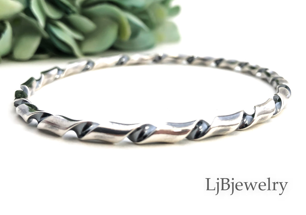 silver twisted stacking bangle