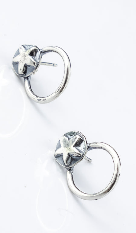 small stud earrings