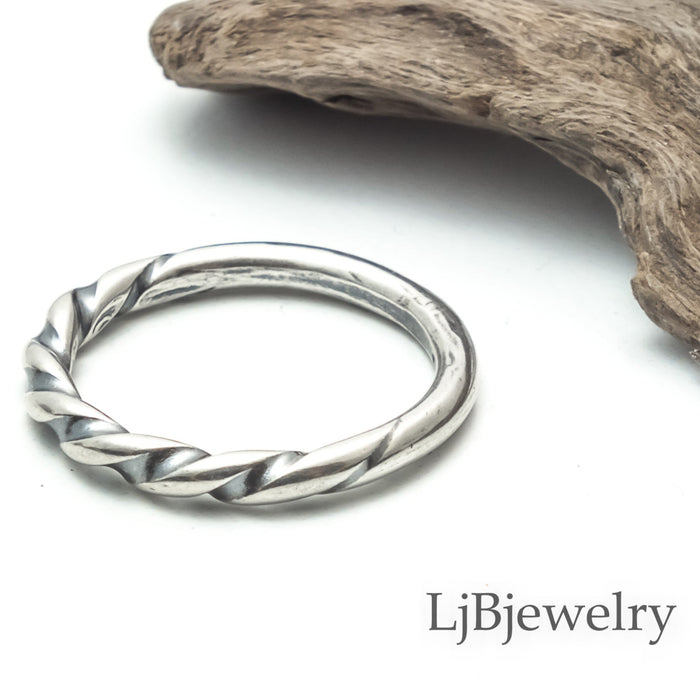 sterling silver twisted stacking ring
