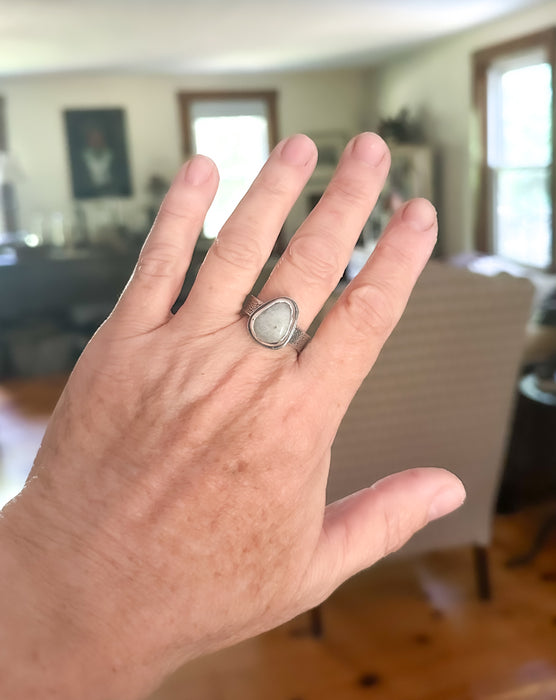 Snowy Quartz Beach Silver Stone Ring - Size 10.5