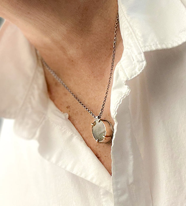 Silver and gold agate pendant necklace