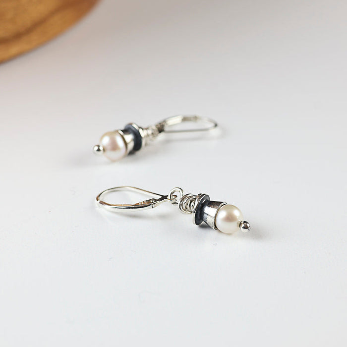 silver pearl dangle earrings